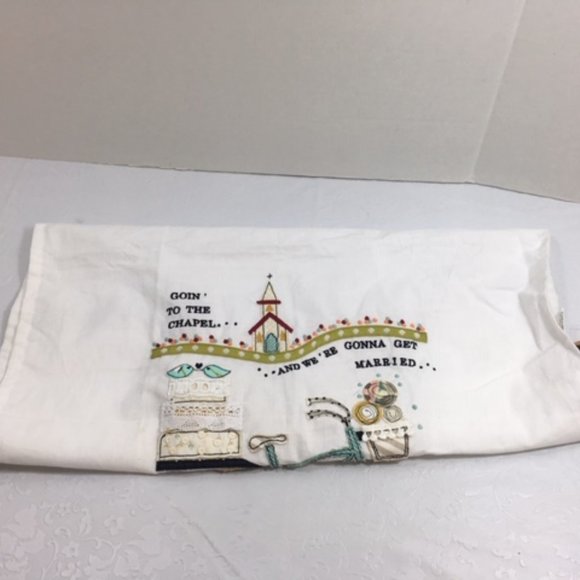 Wedding Gift "Goin' To The Chapel" Tee Towel Glory Haus Made in India - Picture 3 of 10